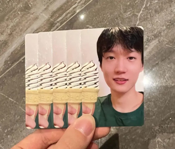 Kael送上新年祝福：新年快乐，祝大家每天开心吧